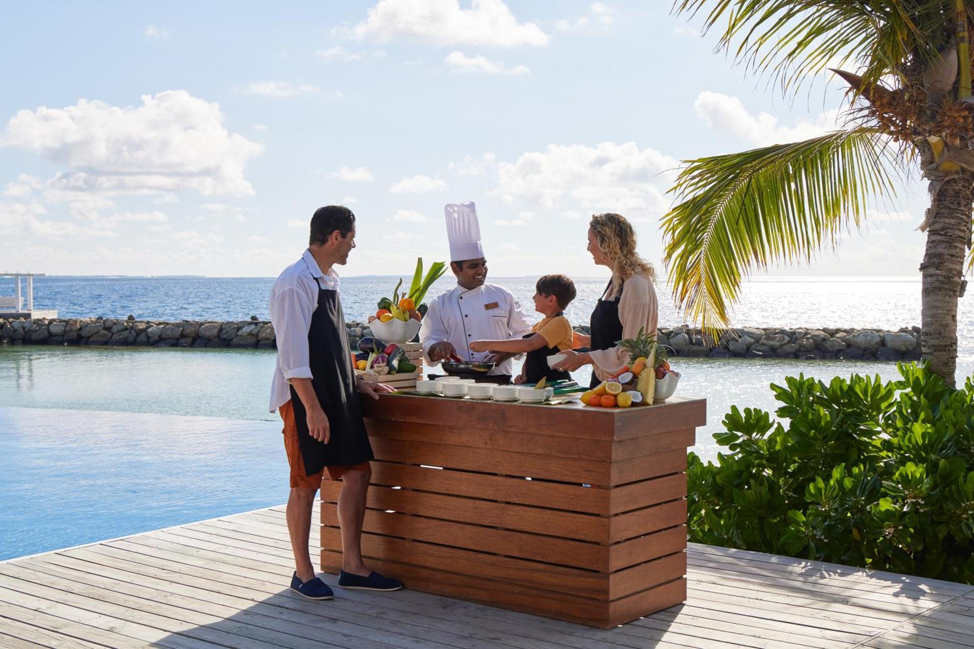 Nh Maldives Kuda Rah Resort - Stays Of 5 Nights Or More, 40 Percent Off Shared Roundtrip Transport Dhangethi Exterior photo