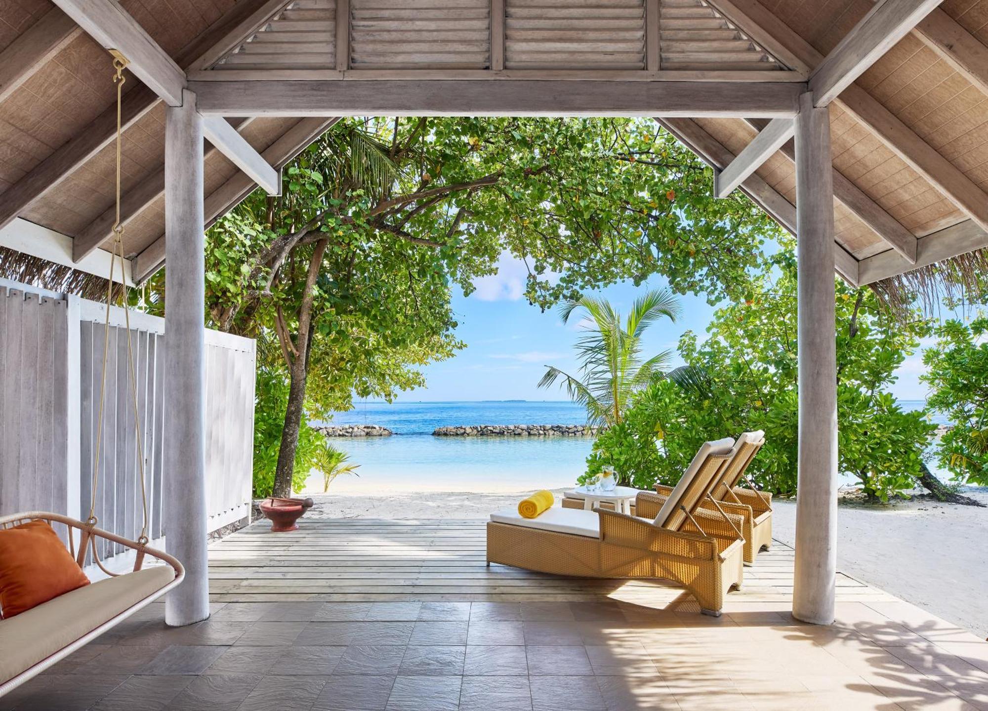 Nh Maldives Kuda Rah Resort - Stays Of 5 Nights Or More, 40 Percent Off Shared Roundtrip Transport Dhangethi Exterior photo