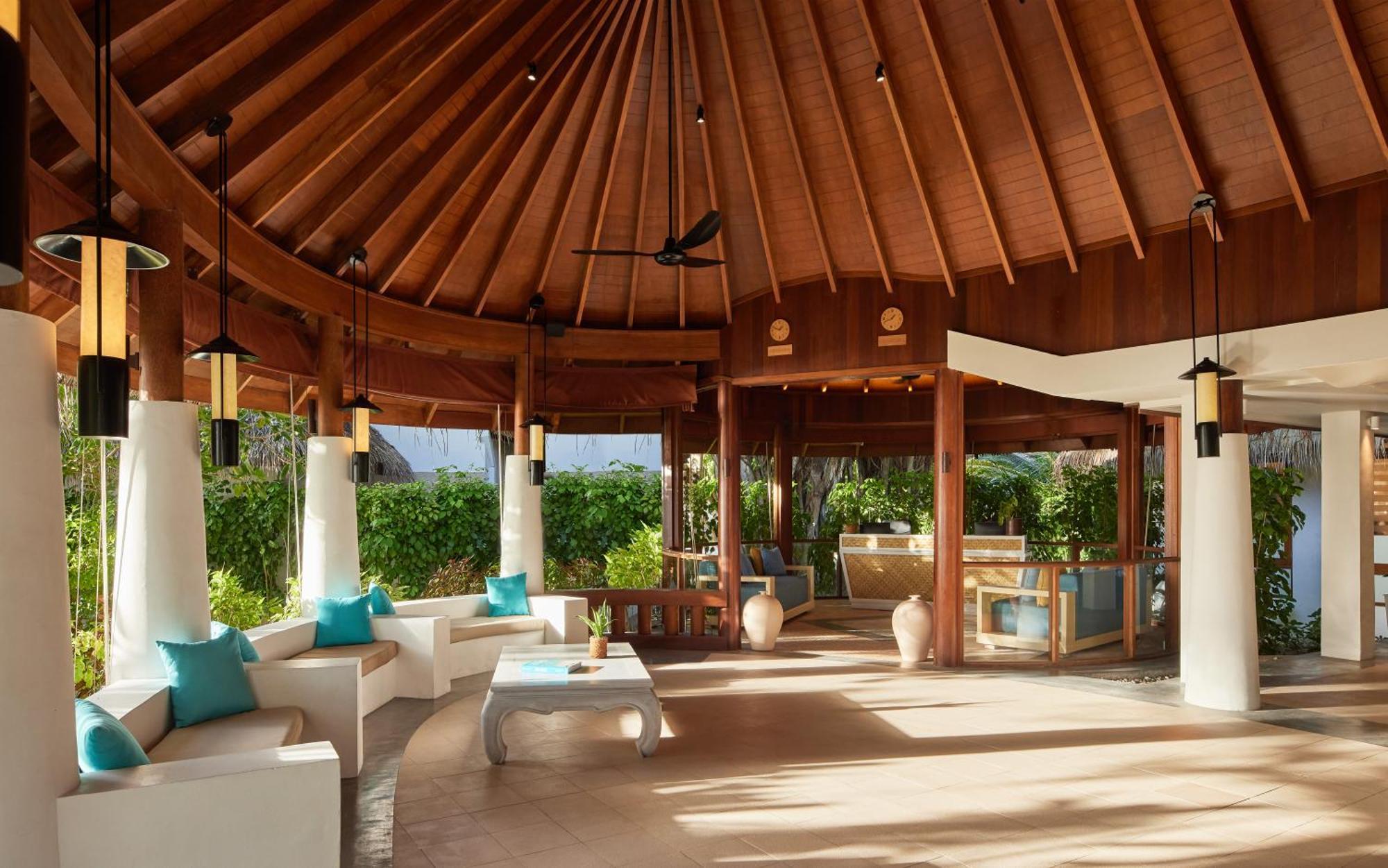 Nh Maldives Kuda Rah Resort - Stays Of 5 Nights Or More, 40 Percent Off Shared Roundtrip Transport Dhangethi Exterior photo