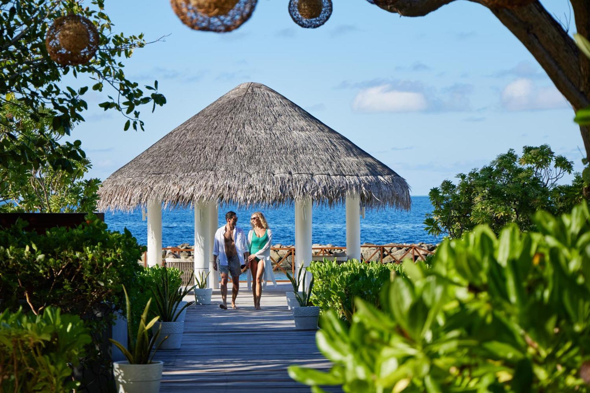 Nh Maldives Kuda Rah Resort - Stays Of 5 Nights Or More, 40 Percent Off Shared Roundtrip Transport Dhangethi Exterior photo
